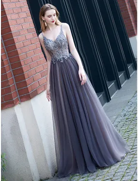 A-Line Minimalist Elegant Party Wear Prom Dress V Neck Sleeveless Floor Length Tulle with Pleats Appliques