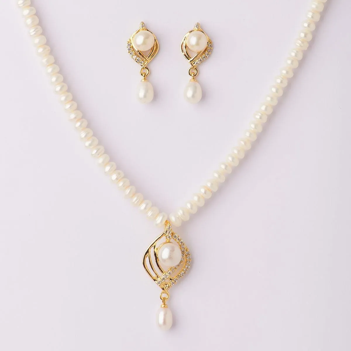 Elegant Real Pearl Necklace Set