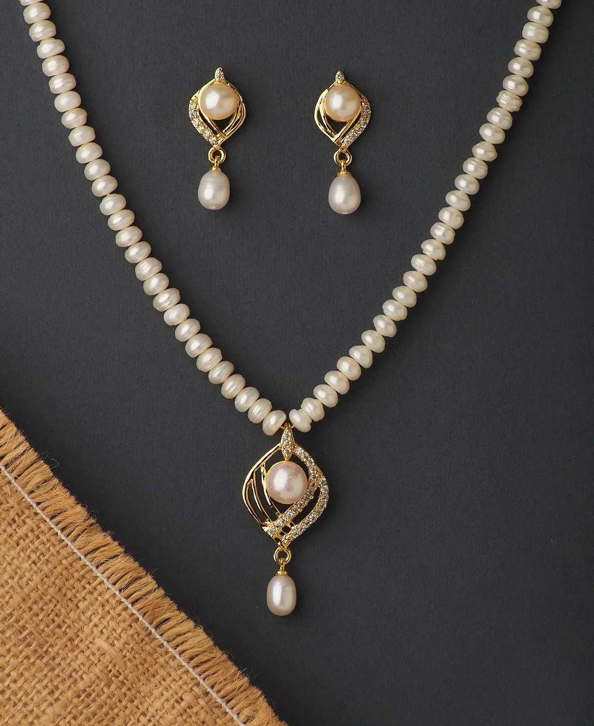 Elegant Real Pearl Necklace Set